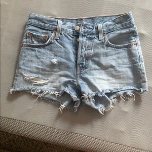Levi shorts